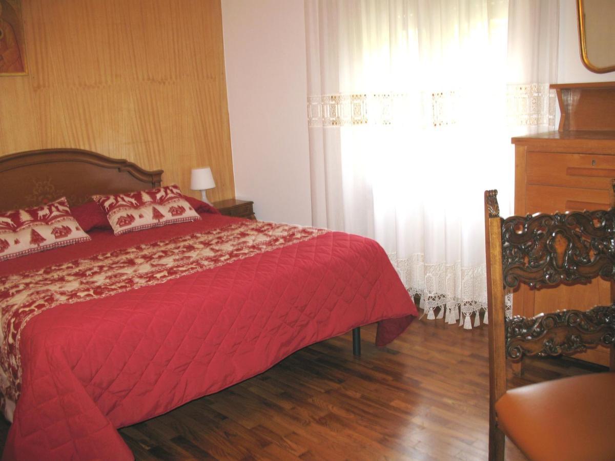 B&B Gli Scoiattoli ร็อคคาดีเมซโซ่ ภายนอก รูปภาพ